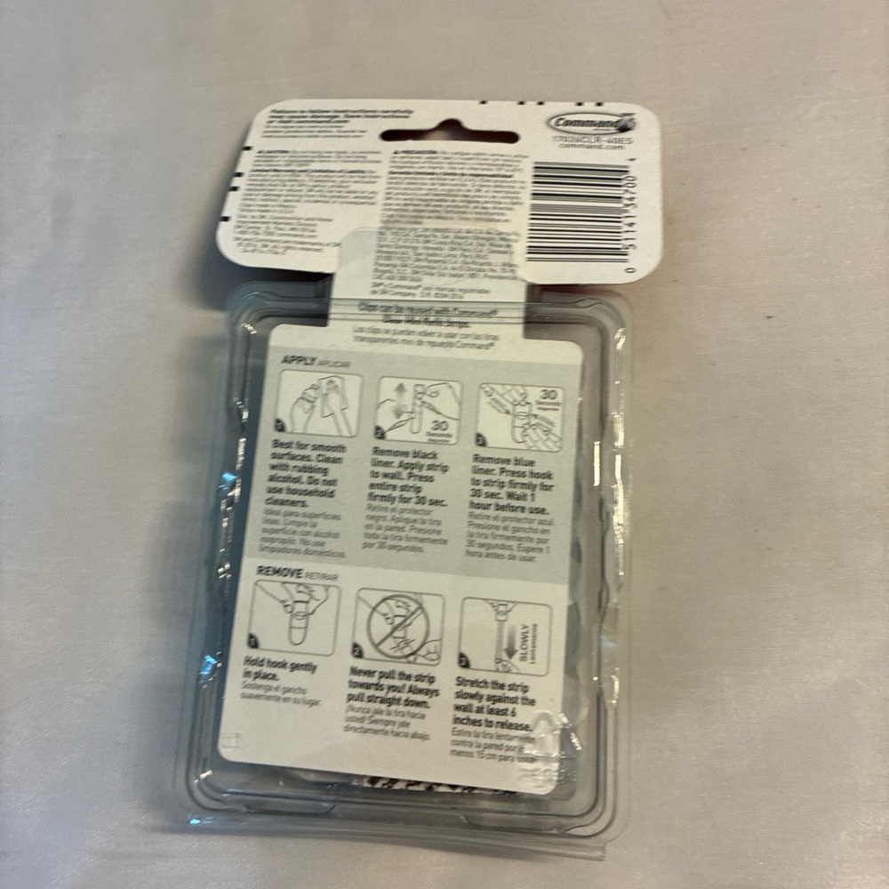 3M Command Decorating Clips Value Pack - Picture 2 of 4